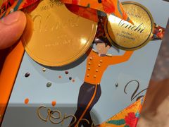 -VENCHI 闻绮(北京国贸商城店)