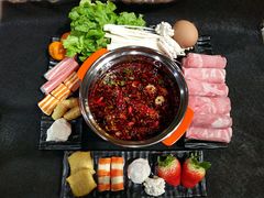 -百品聚旋转火锅(号外店)