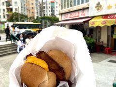 猪扒包-世记咖啡(氹仔外卖店)