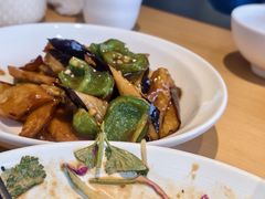 -关东小磨东北菜(上海长风大悦城店)