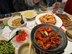 -肥肥虾庄·金牌油焖大虾(汉街SKP店)