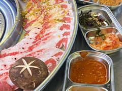 -哈哈碳都·牛肋条无限自助烤肉(台江万达店)