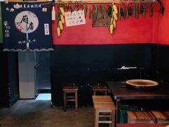 大堂-老姐石板烧烤+铜炭火锅(总店)