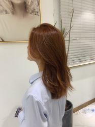 -镁连社·美联社
