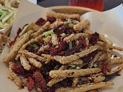 芝麻藕手撕牛肉-简小舍·民间手艺菜(武昌江滩店)