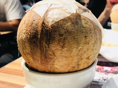 泰国椰皇炖乌鸡汤-陈鹏鹏潮汕菜(欢乐海岸 海边景观店)