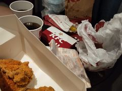 -肯德基(东安路站店)
