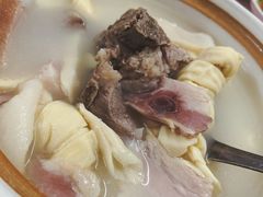 腌笃鲜汤-蘭心餐厅(进贤路店)
