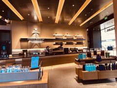 -星巴克臻选(上海合生汇1F店)