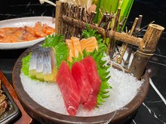 -小天鹅戴斯酒店鲸鲨百汇创作料理