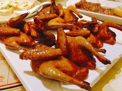 招牌烤乳鸽-石岐佬中山菜馆(张溪店)