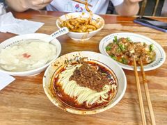 -小谭豆花(西大街店)