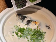 -许爷家·生态湖鲜(徐汇日月光店)