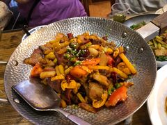 -老唐三下锅 ·张家界地标美食(溪布街店)