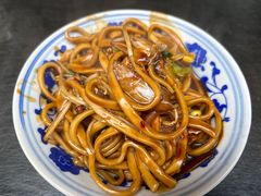 -珠宝街老左杂酱面馆