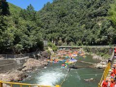 -安吉龙王山峡谷漂流