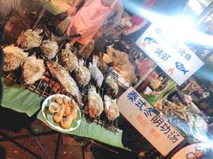 -周日夜市