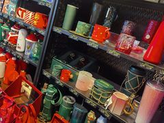 零售区-星巴克(上海虹桥新天地二店)