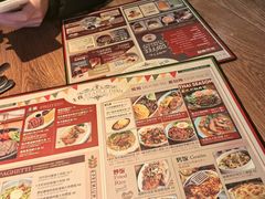 -玛格萝妮比萨屋(陆家浜路店)