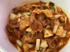 酸辣炒肉泡馍-赵西安三鲜煮馍馆(大车家巷店)