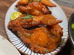迷迭香烤鸡翅-杨梅市场·打工人小酒馆(新天地店)