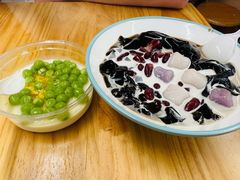 -八婆婆烧仙草(中山路店)