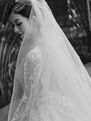 -伯瓷皇后婚纱艺术空间