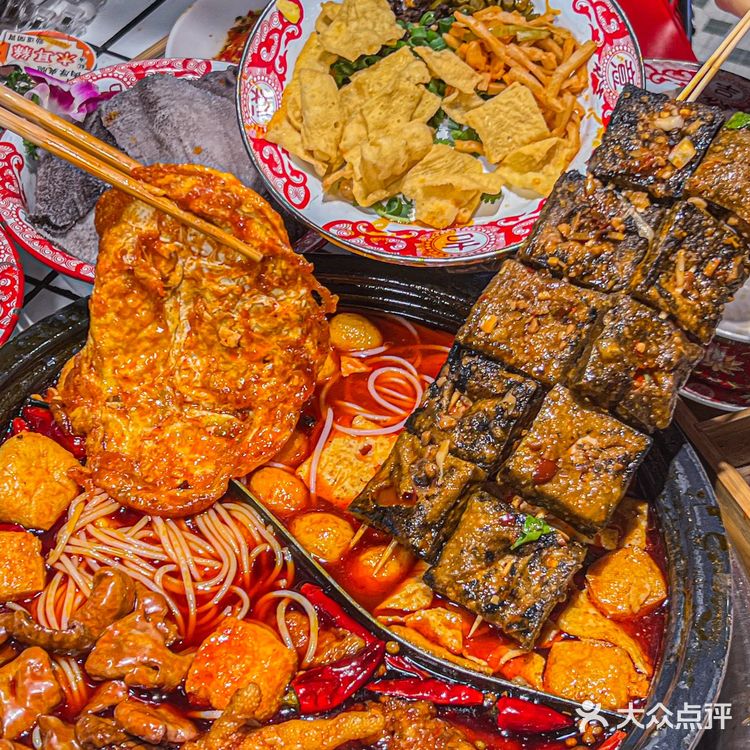 螺蛳粉火锅味儿太嘢‼️我真的愿意吃1000次