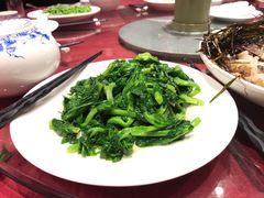 酒香豆苗-老吉士酒家(天平路店)