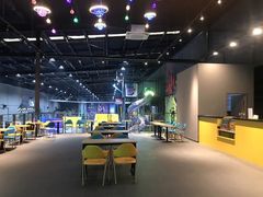 -超时空蹦床团建·VR潮玩运动娱乐·生日派对游乐园(金桥店)
