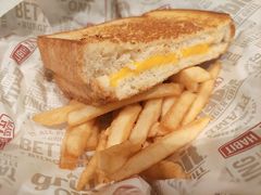 -The Habit Burger Grill 哈比特汉堡(复兴soho店)
