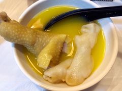 -鲜入围煮花胶鸡海鲜火锅