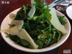 香梨芝麻叶菜色拉-La Strada(安福路店)