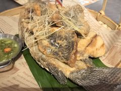 -清迈清迈巷口小排档(烟台山店)
