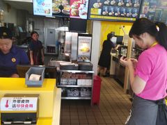 -麦当劳(塔园路店)