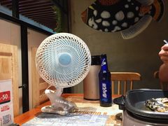 餐具摆设-鱼来顺纸上烤鱼