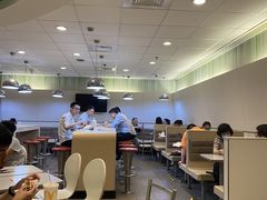 大堂-麦当劳(温州人民路店)