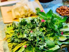 慢丽江菜园子-慢丽江·云南野生菌土鸡锅(付家庄店)
