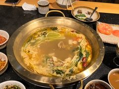 -顶顶汤火牛排火锅·经典铜锅涮肉