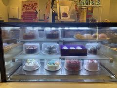 面包甜点陈列柜-Dariy Queen