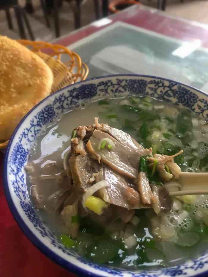 单县原汁羊汤-"山东菏泽单县羊肉汤很出名,在点评上搜了一.