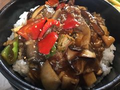 蘑菇牛肉拌饭-香猪坊韩国烤肉专属门店(魏公村店)