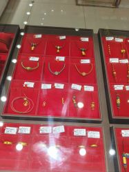 -菜百首饰店(东方新天地店)