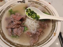 鲜烫牛肉牛丸粿条-一肴·牛肉粿条(深圳湾睿印店)