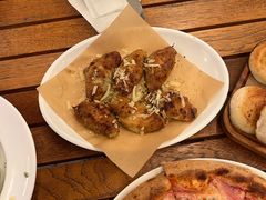 -城市大道红炉披萨烘焙坊