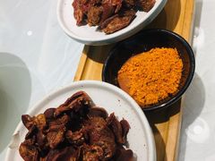 -巷子里小酒馆(繁荣路店)