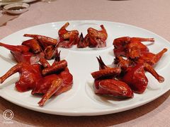 脆皮妙龄鸽-新荣记(新源南路店)