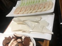 -好汉锅园林秘制老火锅 柴火霸王鸡(金沙店)