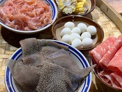 -乐闹闹重庆火鍋(民治店)