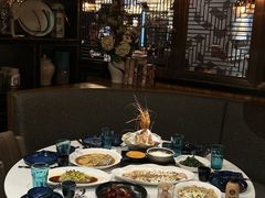 -荟廷·晶萃(陆家嘴尚悦湾店)